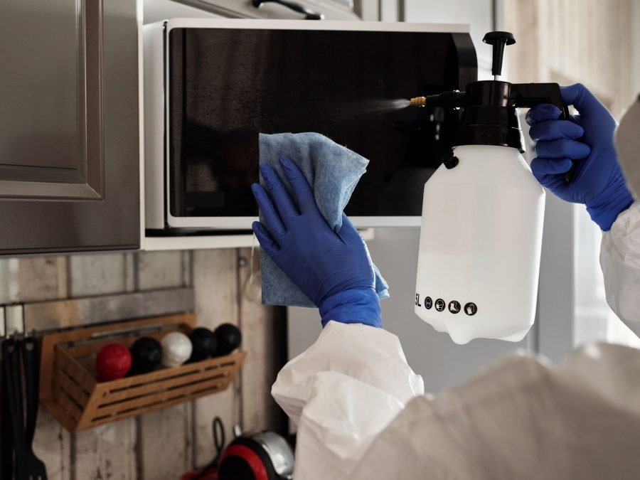 The 15-Minute Micro-Cleaning Method: How to Keep a Spotless Home Without the Weekly Marathon
